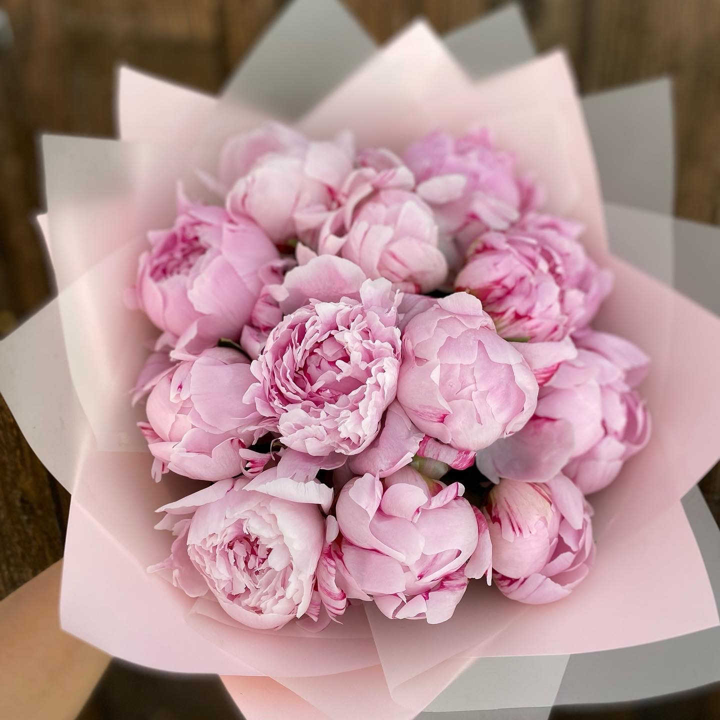 # 34 Pink Peonies bouquet