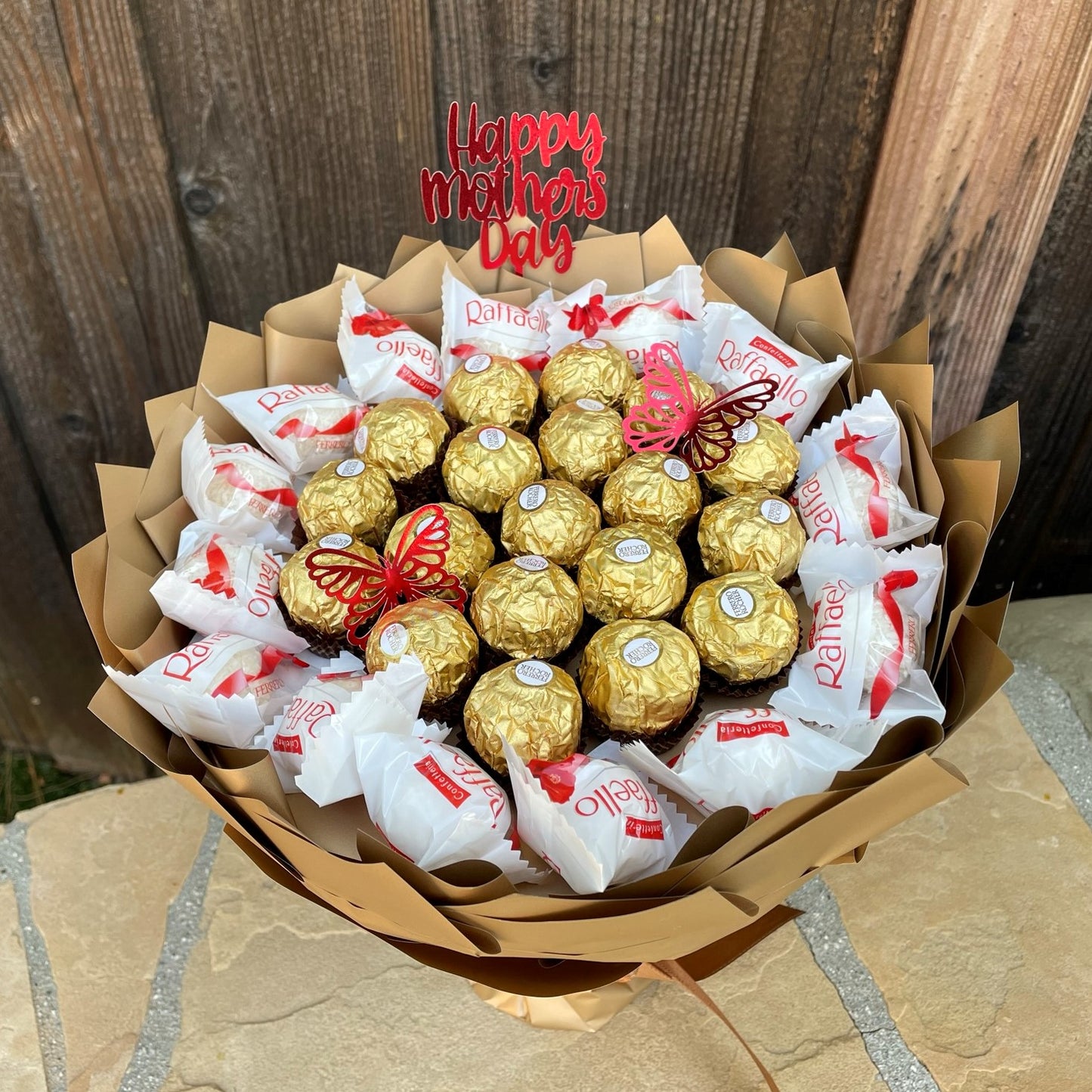 # 44 Raffaelo & Ferrero Rocher Bouquet