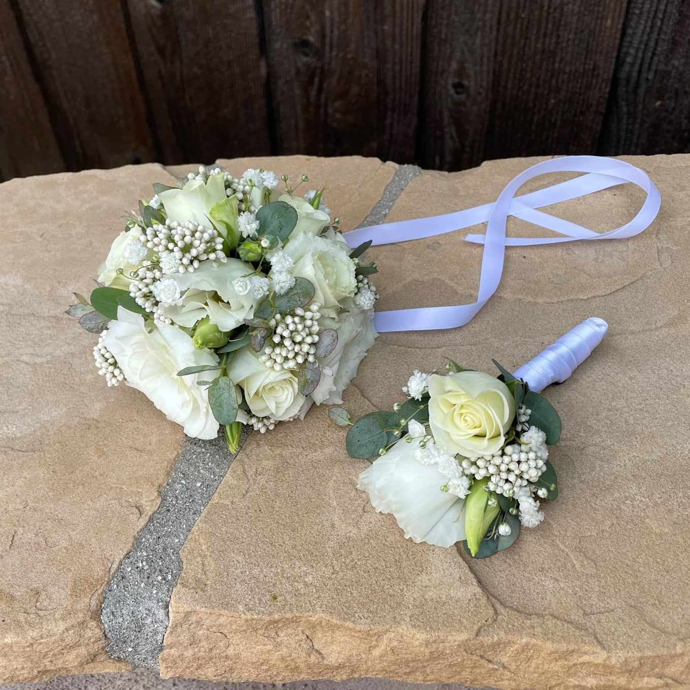 Corsage and boutonniere set