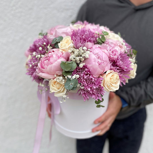 # 52 Pink Peonies with Blue hydrangeas