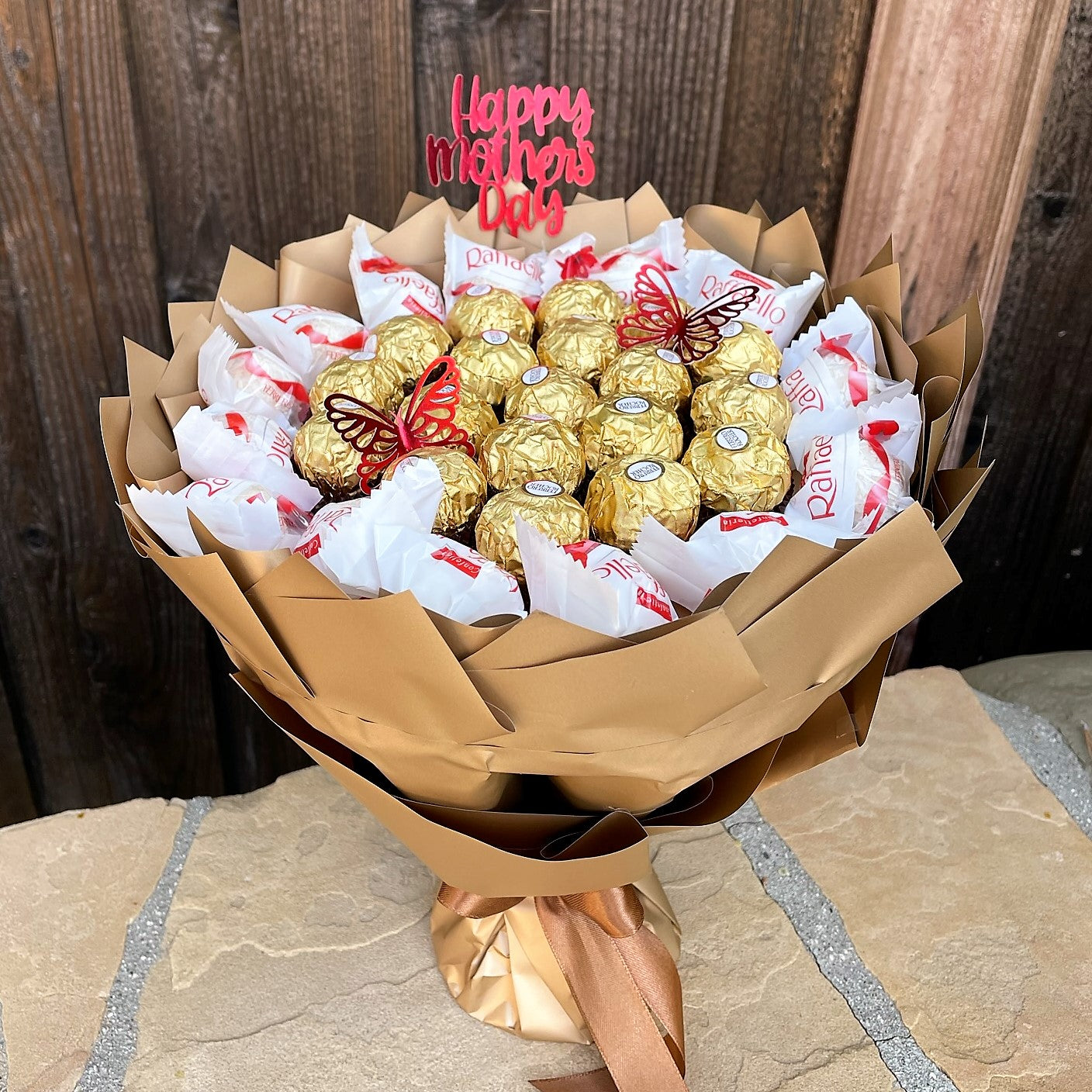 # 44 Raffaelo & Ferrero Rocher Bouquet