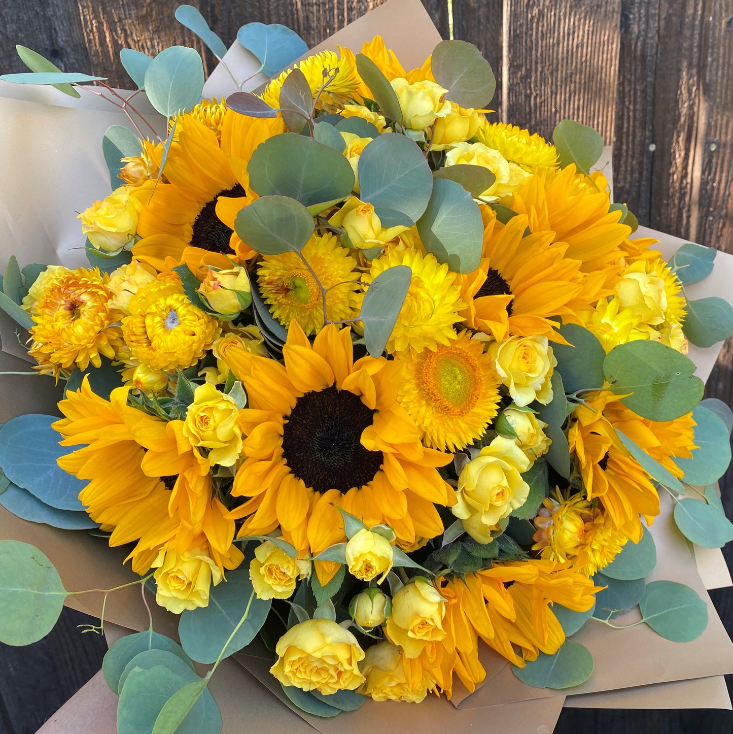 # 18 The Sunny Side, Sunflower Luxury Bouquet