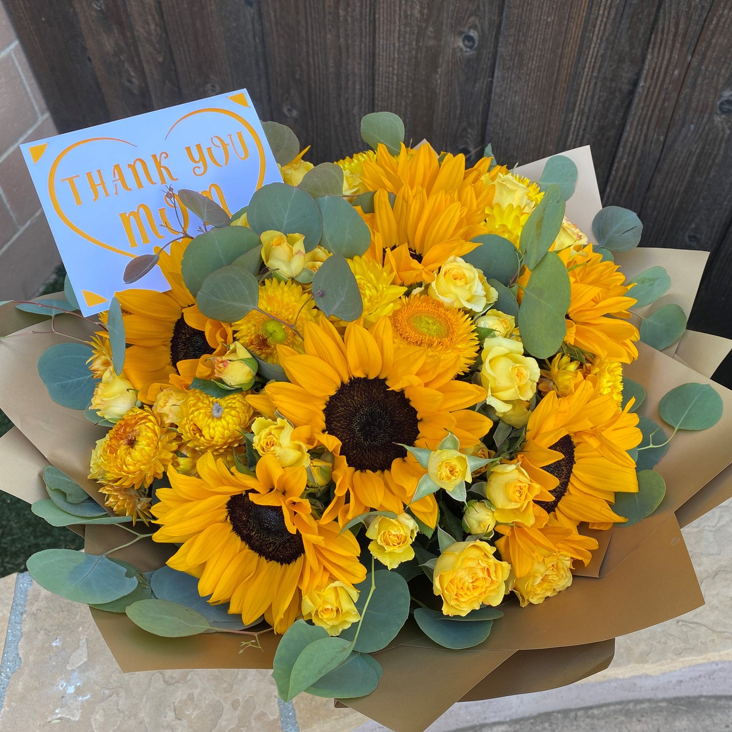 # 18 The Sunny Side, Sunflower Luxury Bouquet