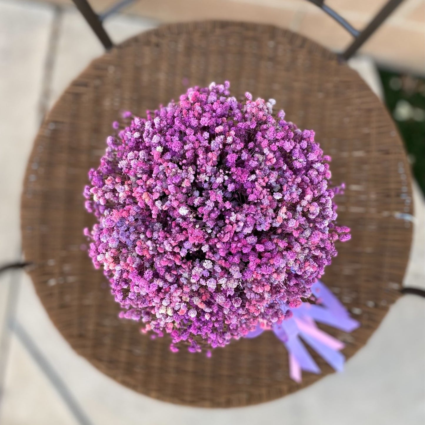 007 Baby's Breath Forever Flowers in a Round Box.