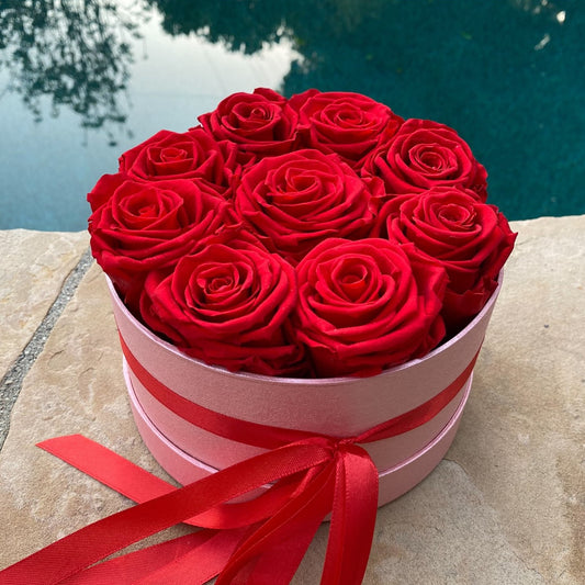 008 Luxury Red Preserved Roses That Last A Year in A Round Box