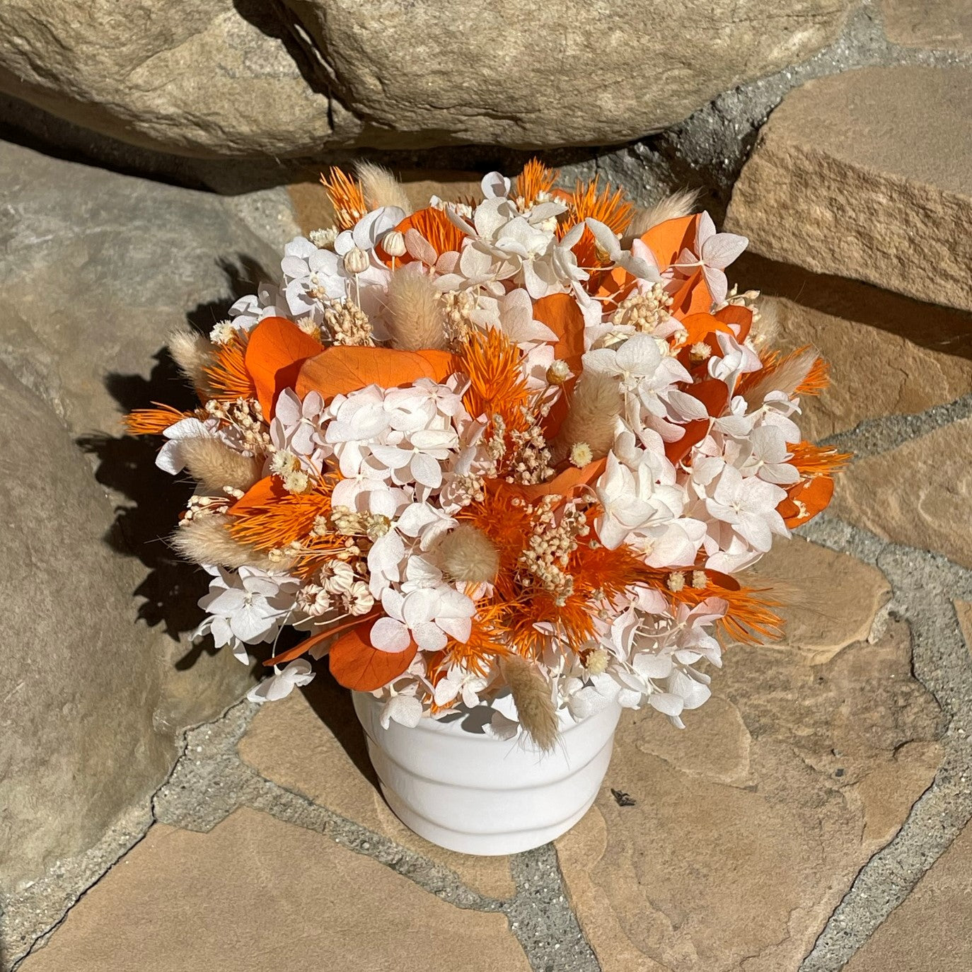 009 Luxury Everlasting Flower Arrangement with Preserved and Dried flowers.