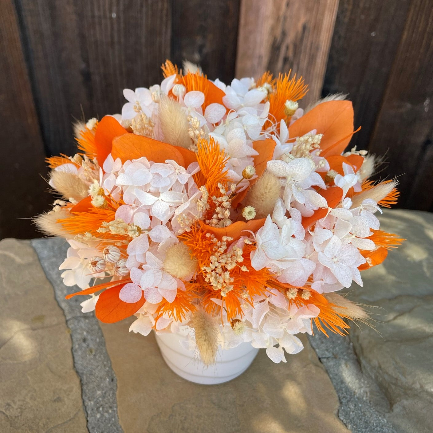 009 Luxury Everlasting Flower Arrangement with Preserved and Dried flowers.